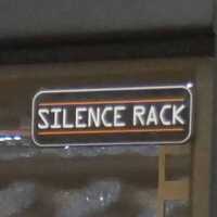 Schallgedämmter 19"-Schrank SILENCE RACK Office - 12 HE - 1 SILENT-Lüfter - BxT 600x600 mm - Glastür - schwarz