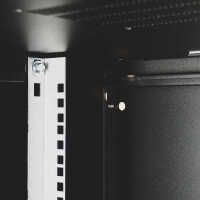 19"-Netzwerkschrank SJB - 15 HE - BxT 600x600 mm - Vollblechtür - Rückwand - schwarz