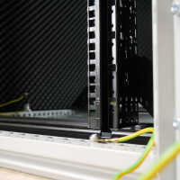 Schallgedämmter 19"-Serverschrank VX IT Rack RITTAL - bis 85% silenced - 42 HE - BxT 800x1.200 mm - Sicht-/Vollblechtür - lichtgrau