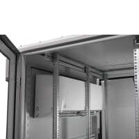 19"-Serverschrank RIE von TRITON mit REMKO Split-Kühlgerät - Kühlleistung 2600 W - Schutzgrad IP54 - 32 HE - BxT 800 x 1200 mm - Sichttür - Rücktür - lichtgrau