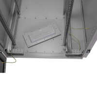 19"-Serverschrank RIE von TRITON mit REMKO Split-Kühlgerät - Kühlleistung 2600 W - Schutzgrad IP54 - 32 HE - BxT 800 x 1200 mm - Sichttür - Rücktür - lichtgrau