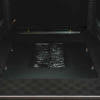 Schallgedämmter Serverschrank SILENCE RACK - 18 HE - 2 SILENT-Lüfter - 800 x 800 mm - Glastür - Rückwand - schwarz
